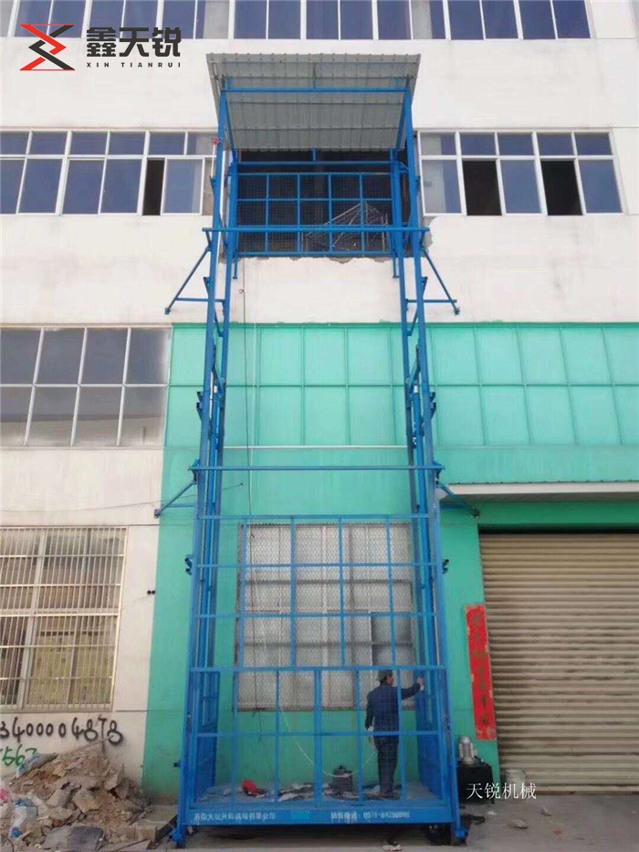 渭南室外导轨式升降机